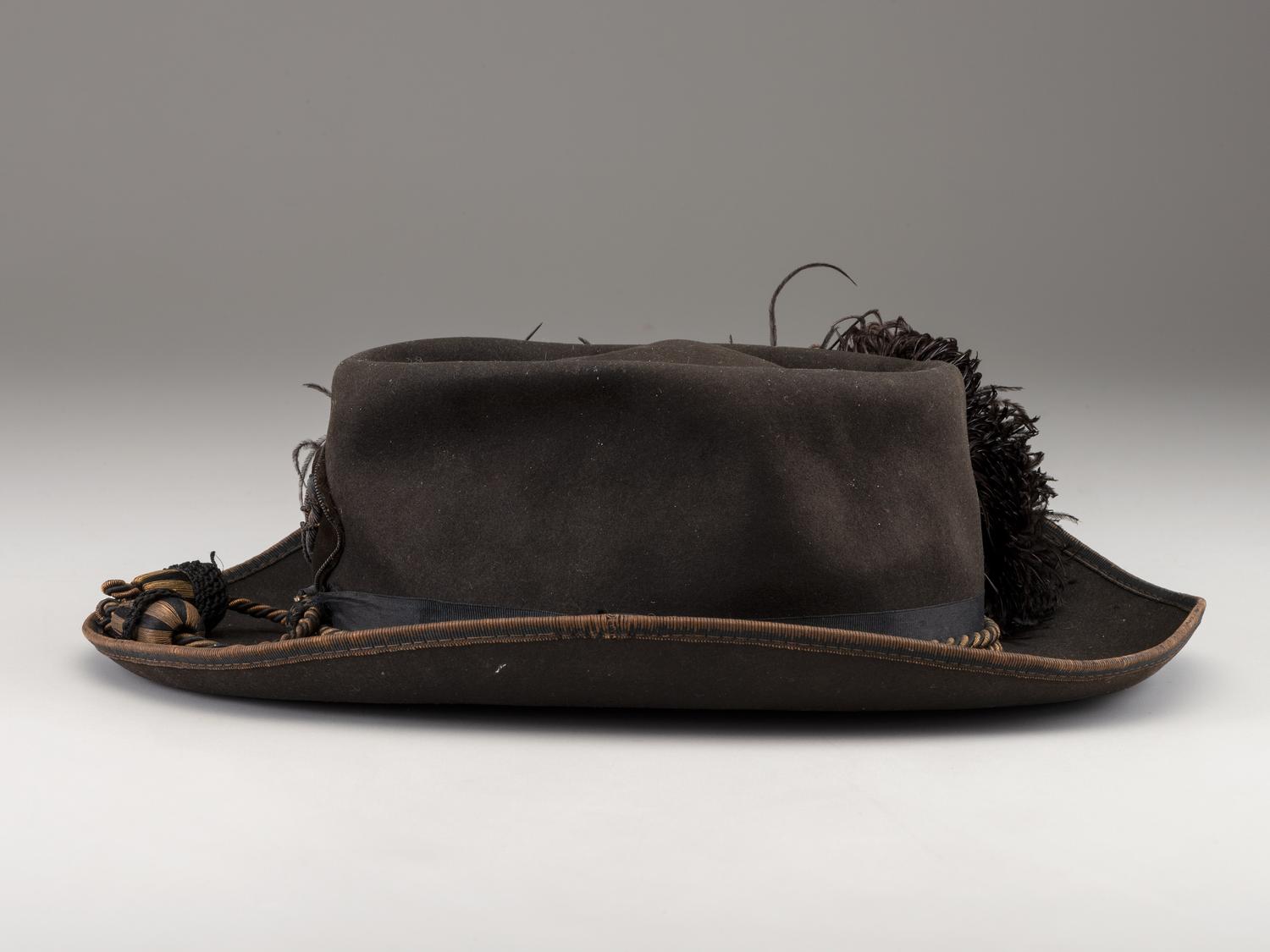 [CIVIL WAR]. Civil War US Officer's slouch hat with regimental number 104.