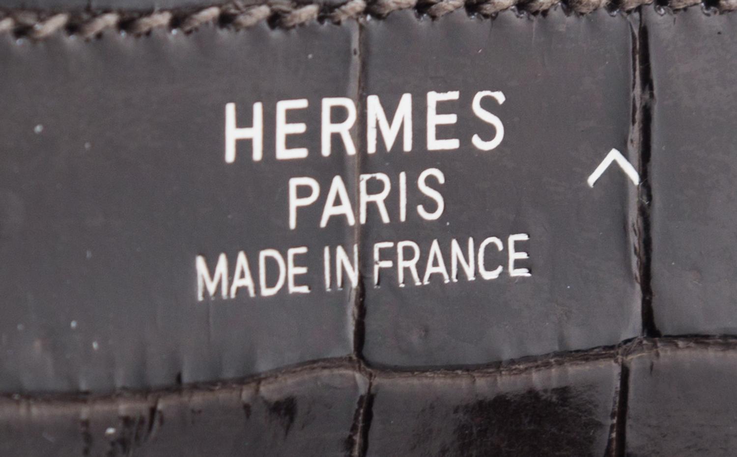 An Hermes Graphite Porosus Crocodile 35cm Birkin Handbag, 14" x 10" x 7".
