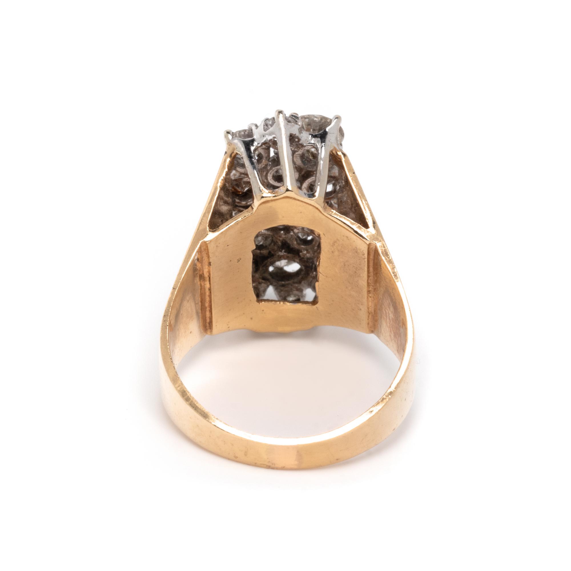 DIAMOND CLUSTER RING