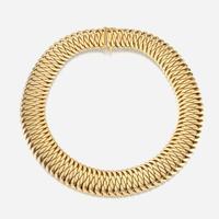 An eighteen karat gold necklace