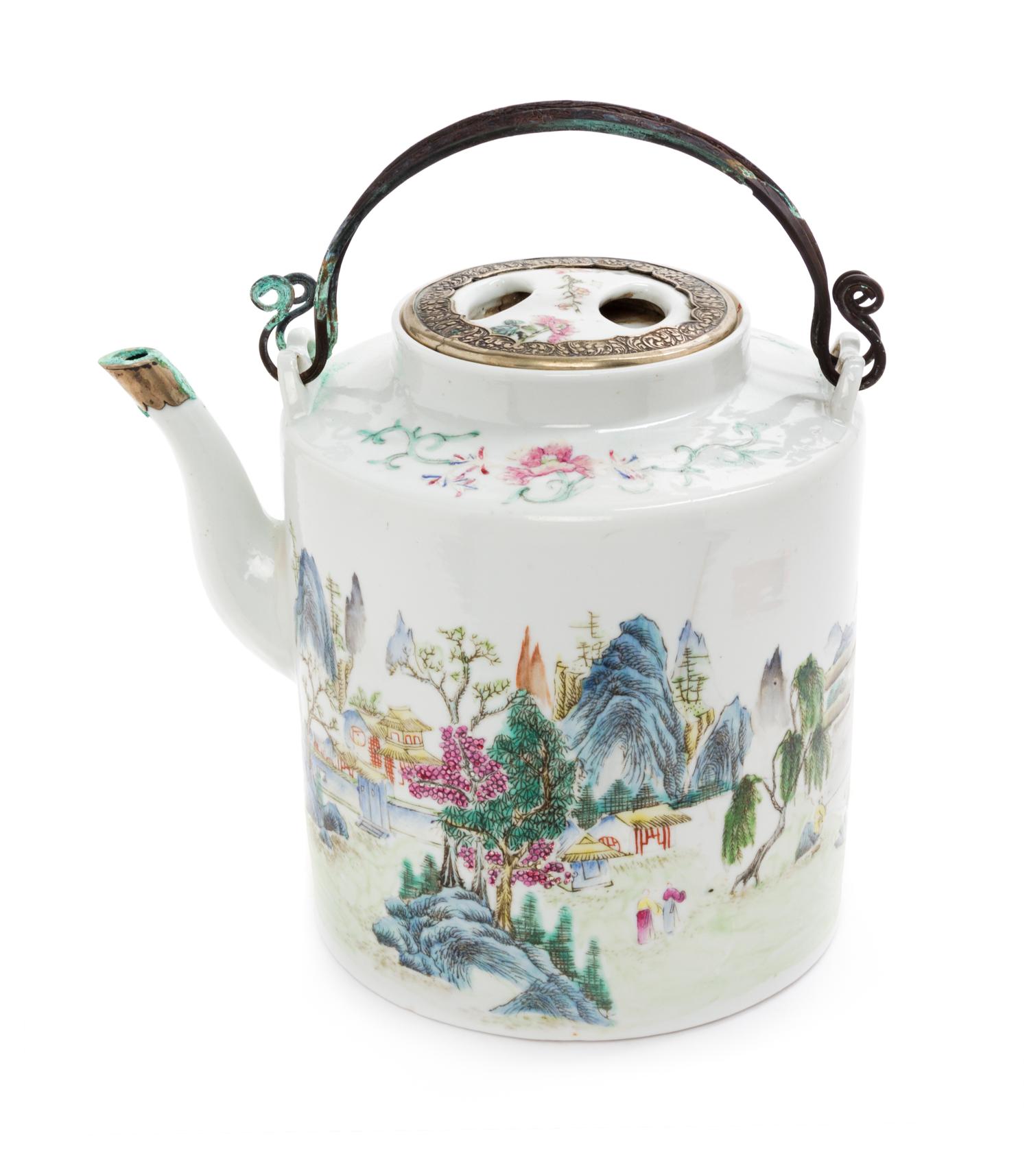 A Large Chinese Famille Rose Porcelain Teapot Height 7 3/4 inches. — 19TH CENTURY