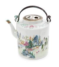 A Large Chinese Famille Rose Porcelain Teapot Height 7 3/4 inches. — 19TH CENTURY