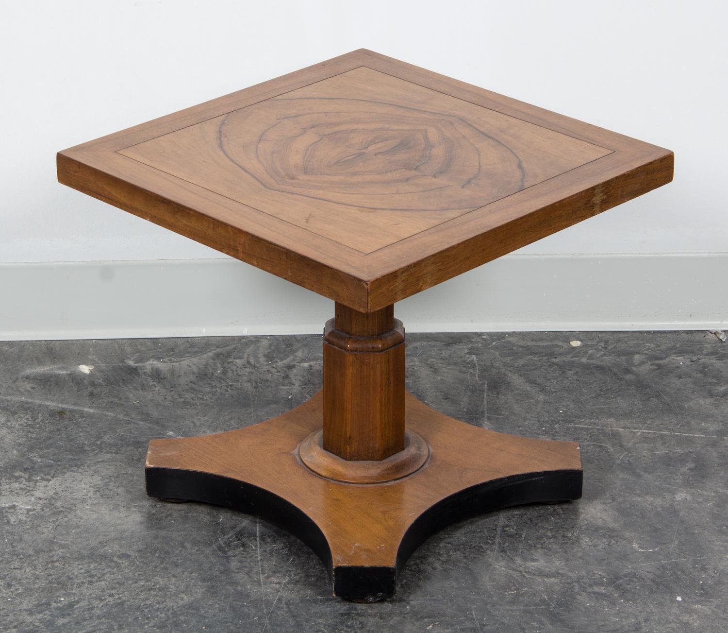 A Baker Furniture Occasional Table Height 16 x width 18 x depth 18 inches. — 20TH CENTURY