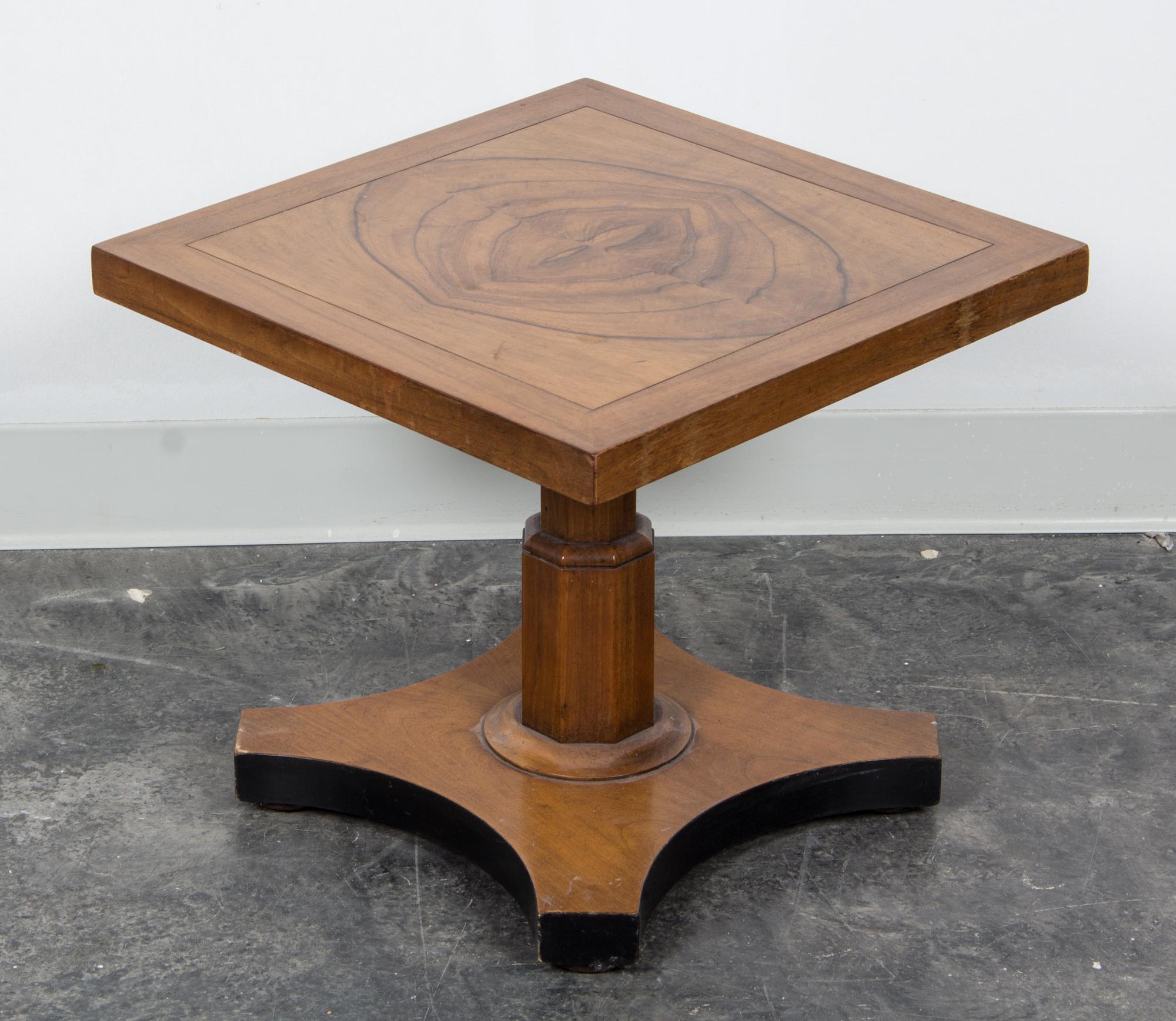 A Baker Furniture Occasional Table Height 16 x width 18 x depth 18 inches. — 20TH CENTURY