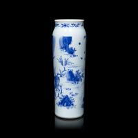 A Chinese Blue and White Porcelain Cylindrical Vase, Transitional Period, 17th Century 明末清初 青花人物故事圖筒瓶