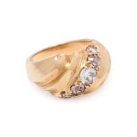 YELLOW GOLD, DIAMOND AND COLORED DIAMOND RING