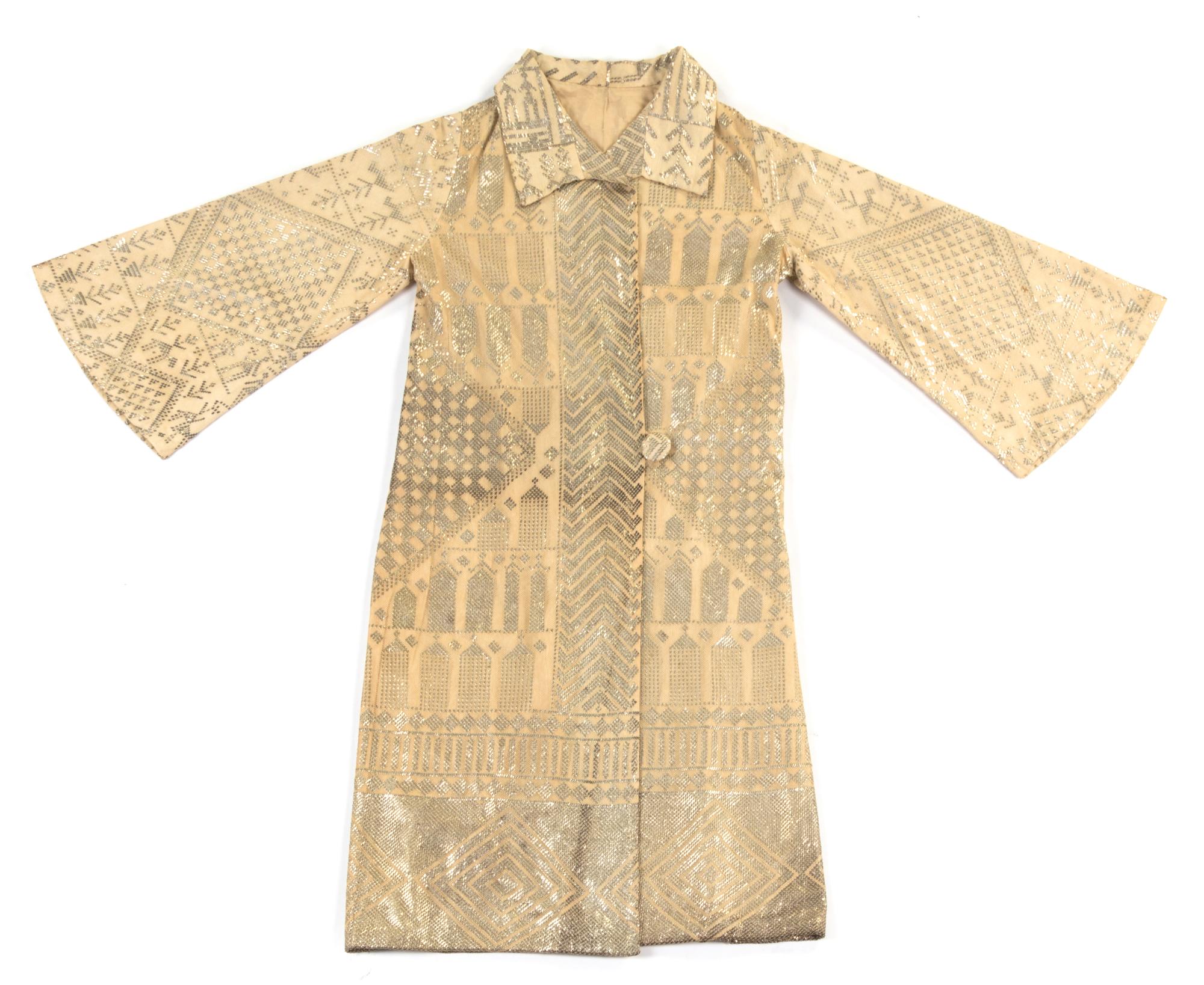 An Egyptian Silver on Ecru Assuit Coat Length 49 inches. — 20TH CENTURY
