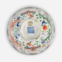 A Chinese wucai-decorated "Dragon and Phoenix" porcelain bowl 五彩龙凤碗 Qianlong six-character seal mark and of the period ????? ? ??