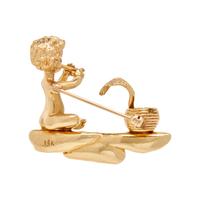 YELLOW GOLD AND CULTURED FRESHWATER PEARL BROOCH