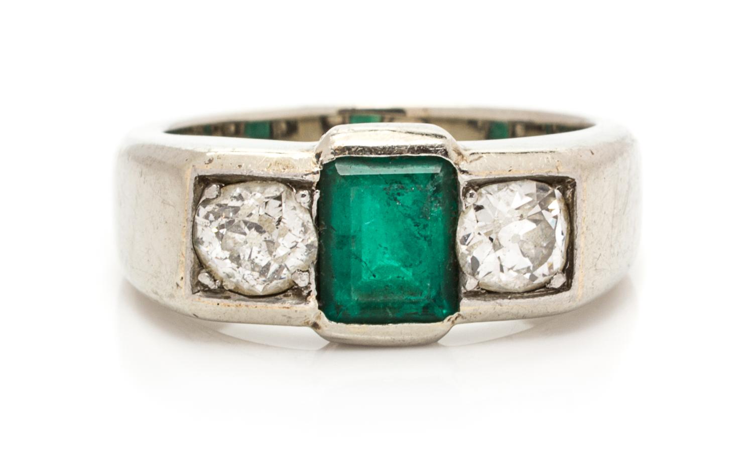 A Platinum, Emerald and Diamond Ring, 6.00 dwts.