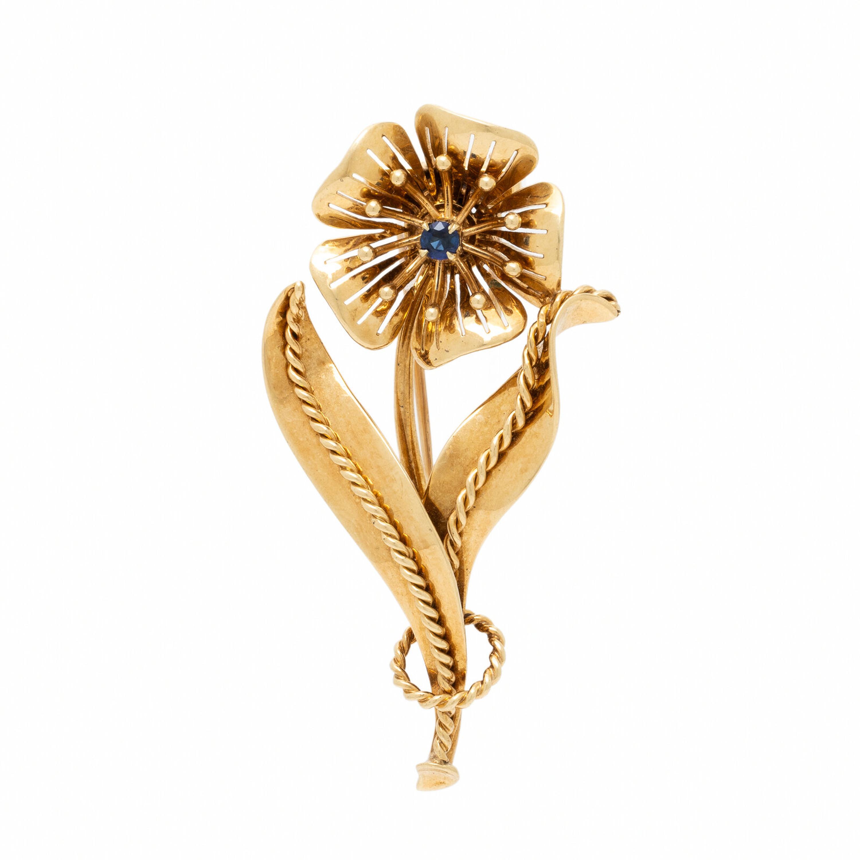 Sapphire and Yellow Gold Flower Brooch