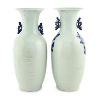 A Pair of Chinese Export Blue and White Porcelain Vases