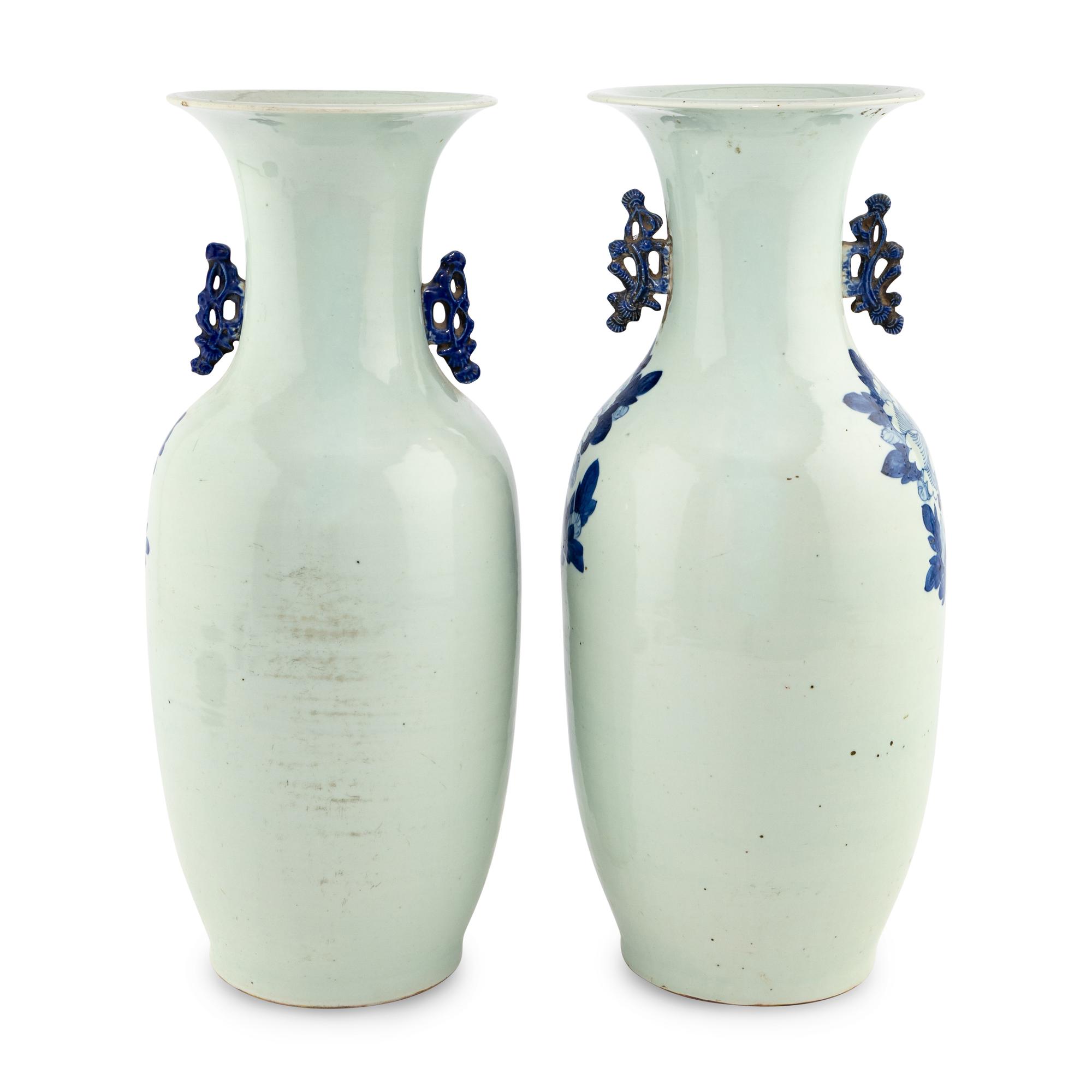 A Pair of Chinese Export Blue and White Porcelain Vases