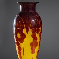 Le Verre Français Groseilles Vase, c. 1930