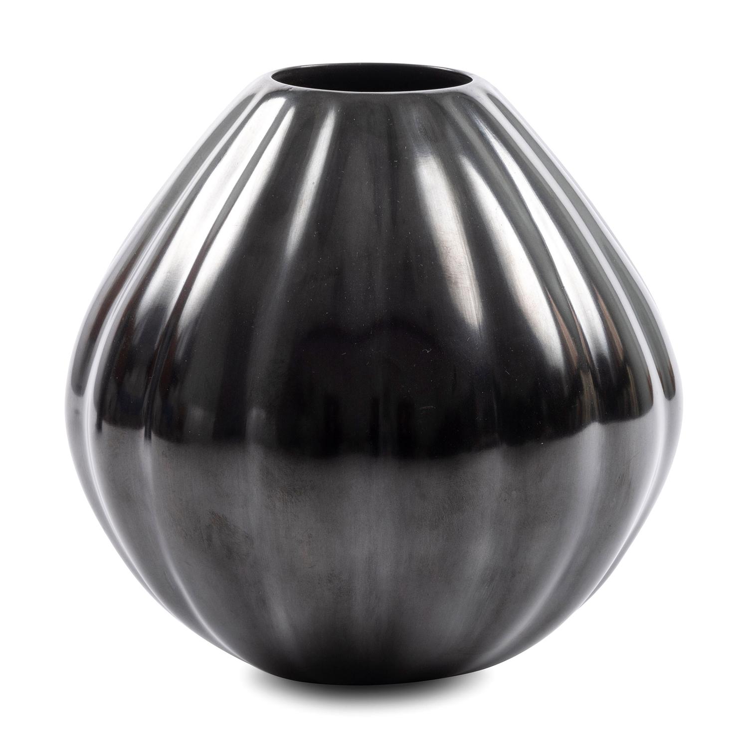 Mata Ortiz Melon Pottery Jar