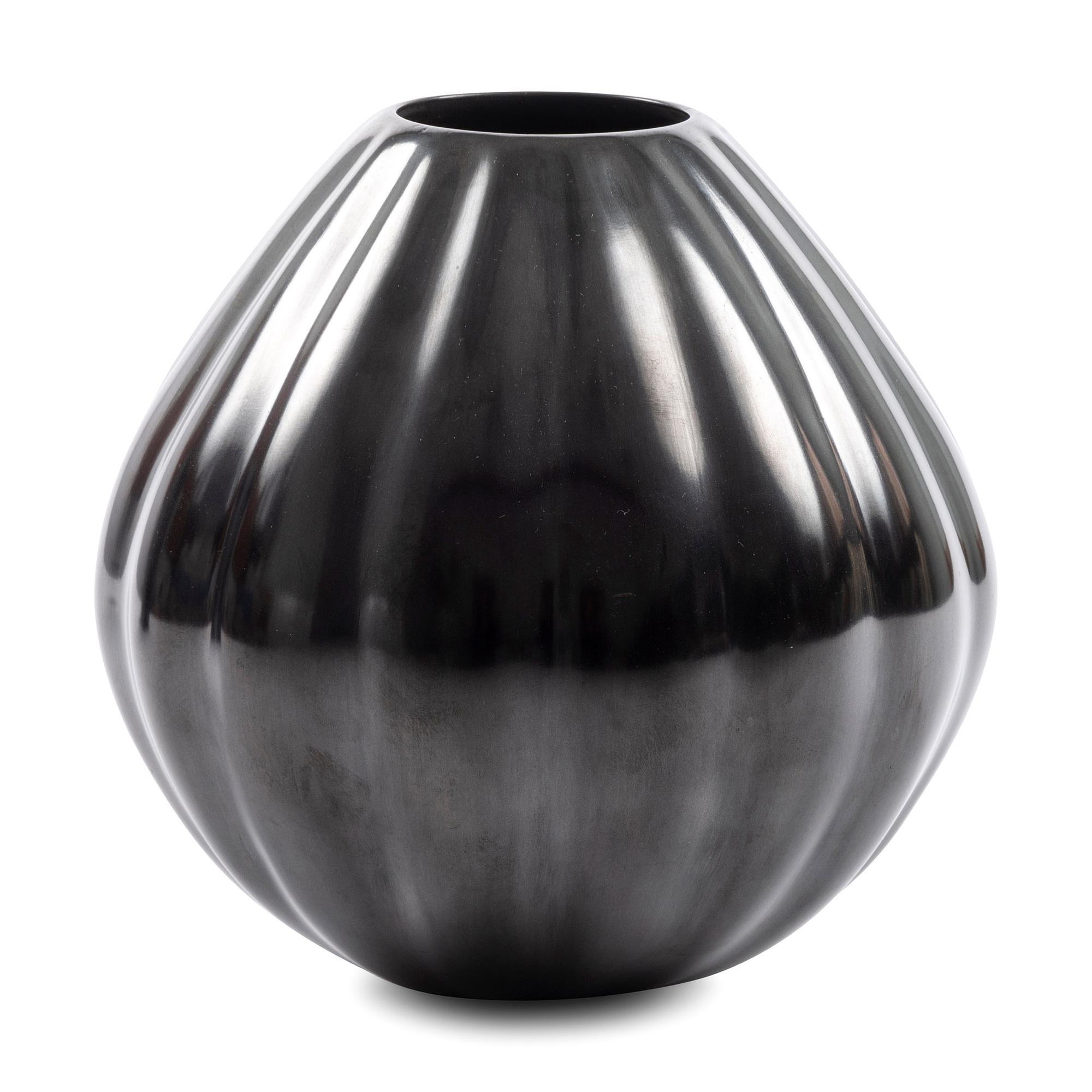 Mata Ortiz Melon Pottery Jar