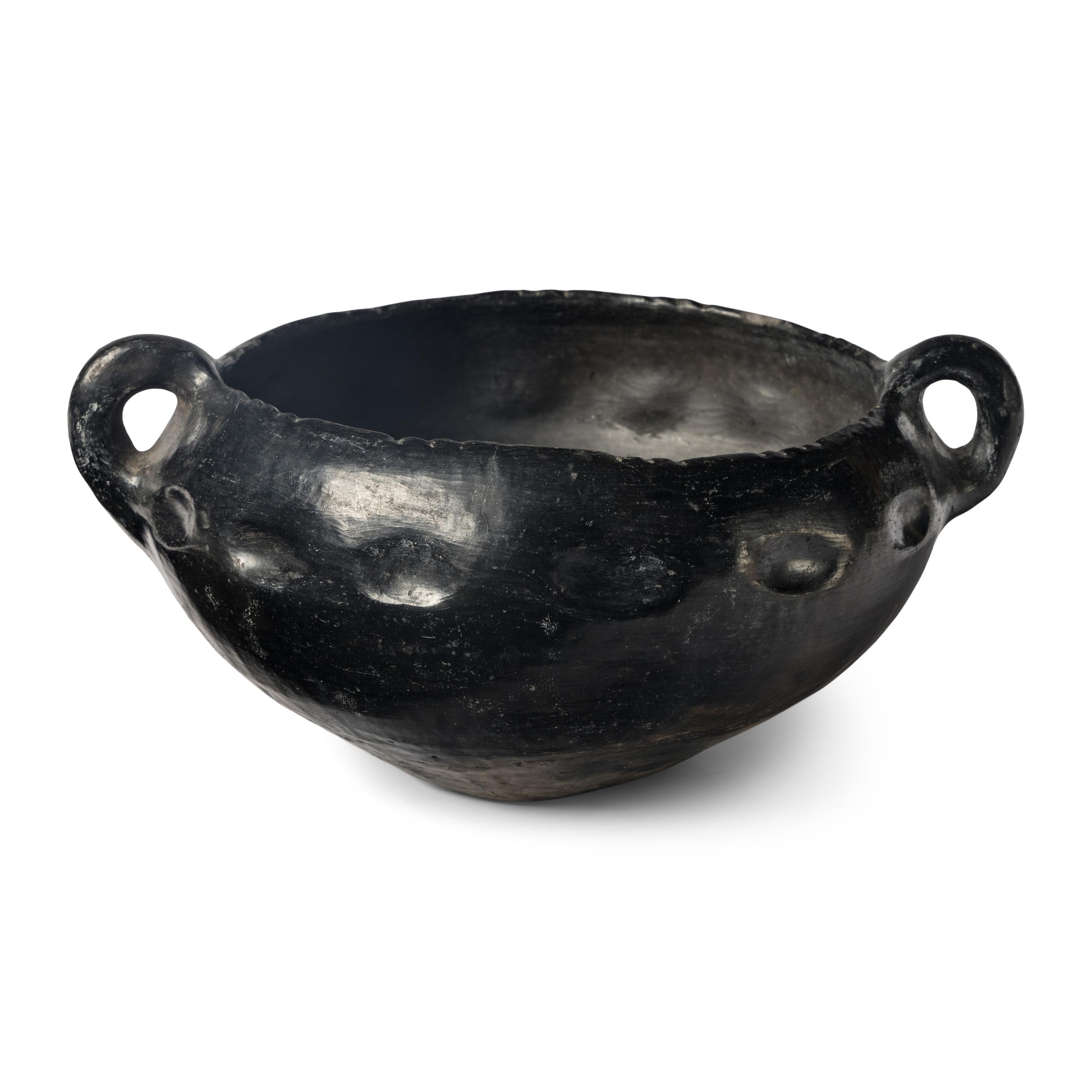 Sara Fina Tafoya, Attributed (Santa Clara, 1863-1949) — Backware Handled Pottery Bowl