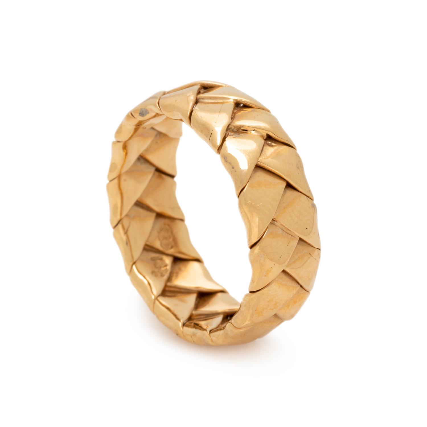 YELLOW GOLD RING