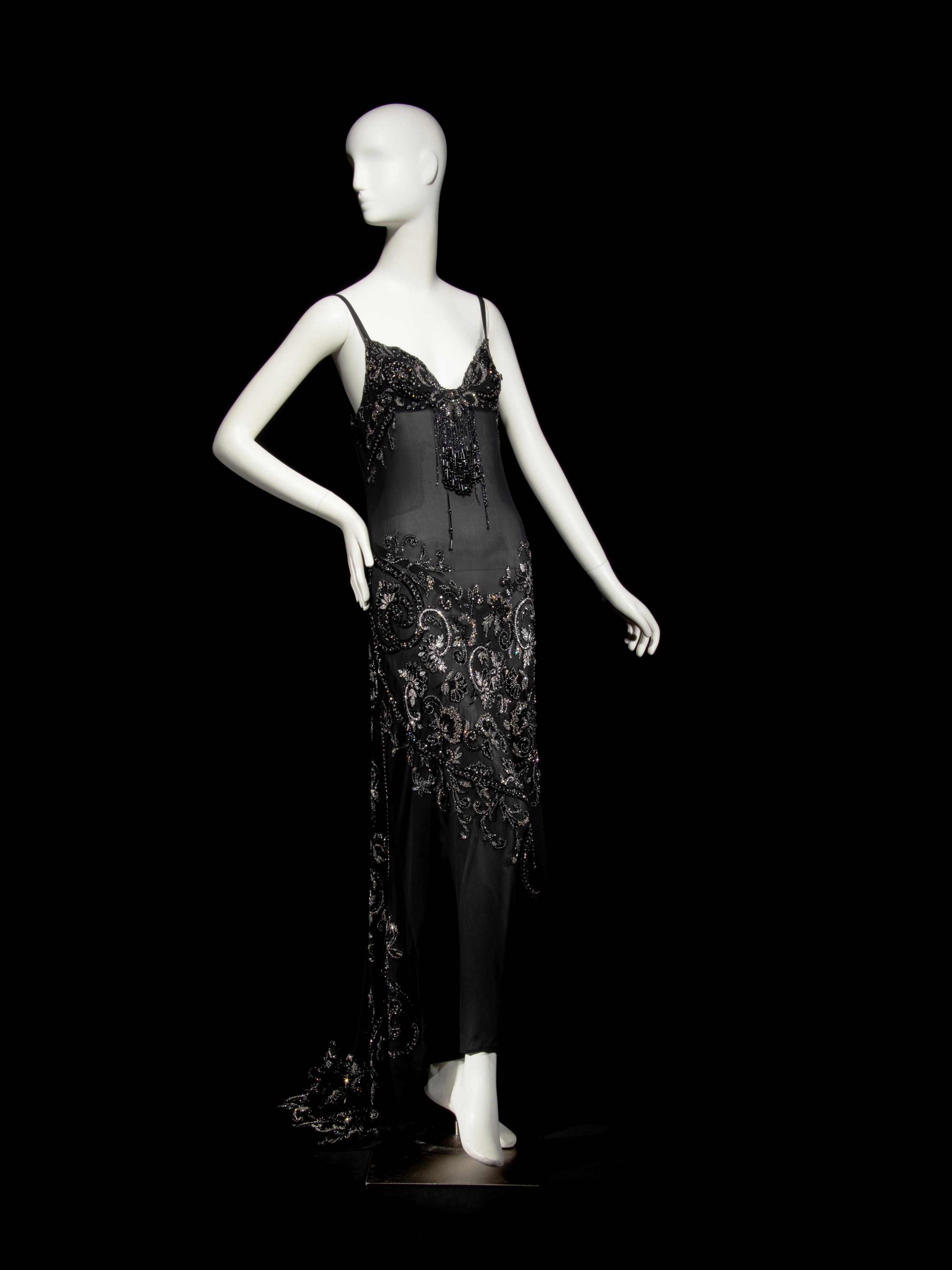 IMPORTANT GIANNI VERSACE COUTURE GOWN, FORMERLY OWNED BY GIANNI VERSACE, F/W 1987-88