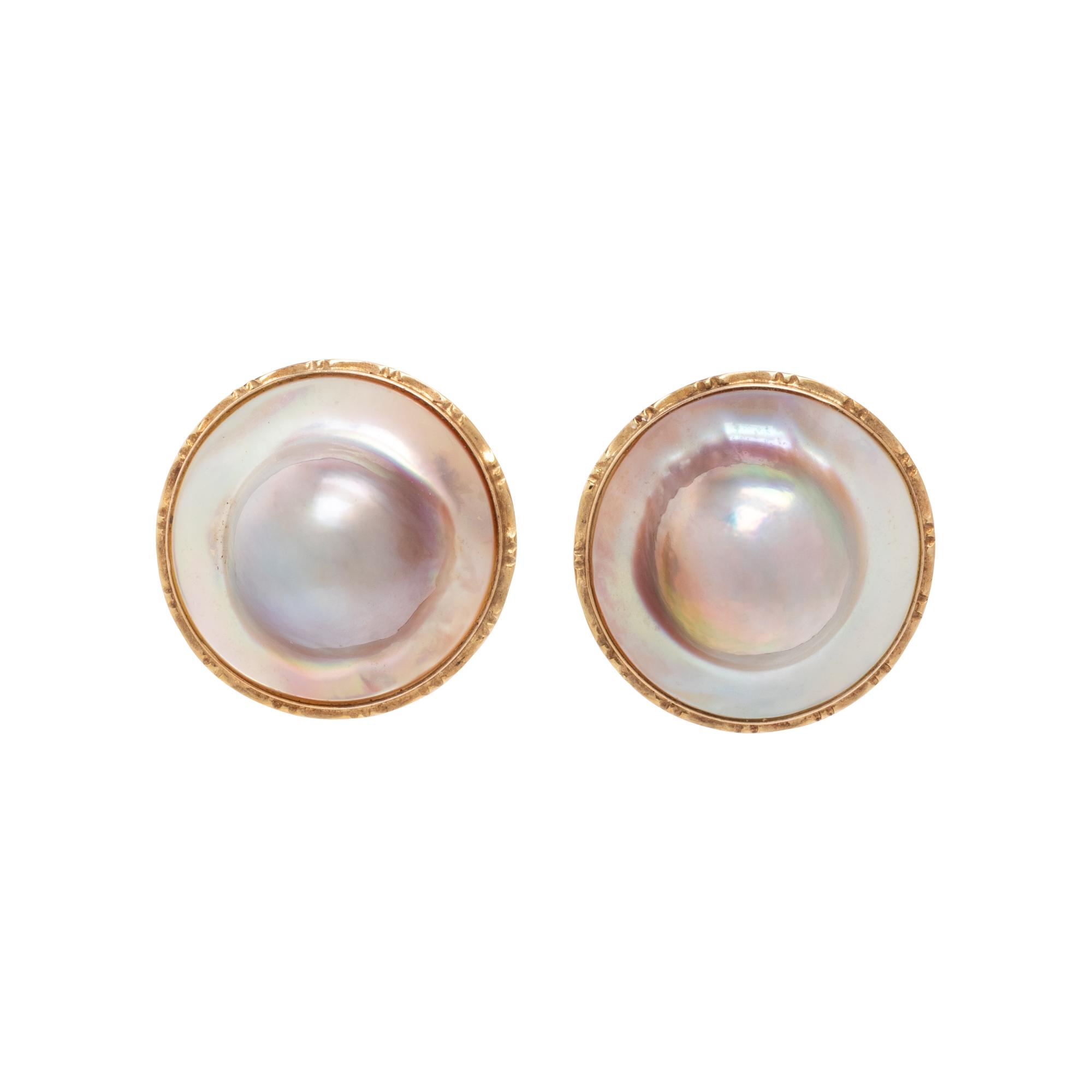 CULTURED BLISTER PEARL EARCLIPS