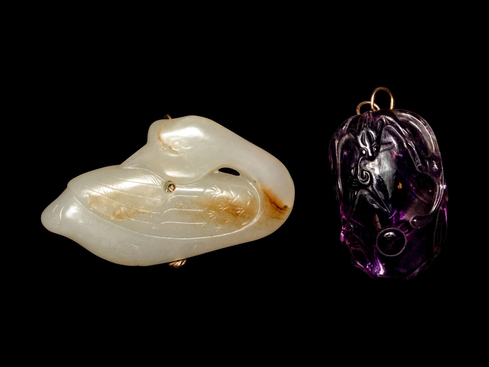 A Chinese Russet and White Jade Figure of a Goose and A Chinese Amethyst 'Chilong' Pendant