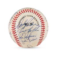 A 1985 Cincinnati Reds Team Signed Autograph Baseball