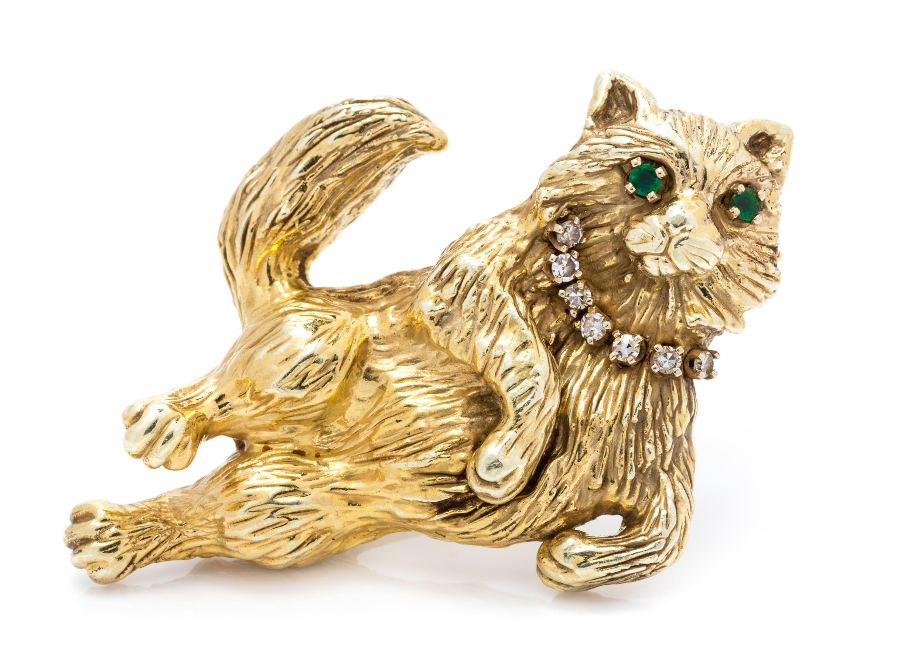 A 14 Karat Yellow Gold and Enamel Cat Pendant/Brooch, 4.90 dwts.