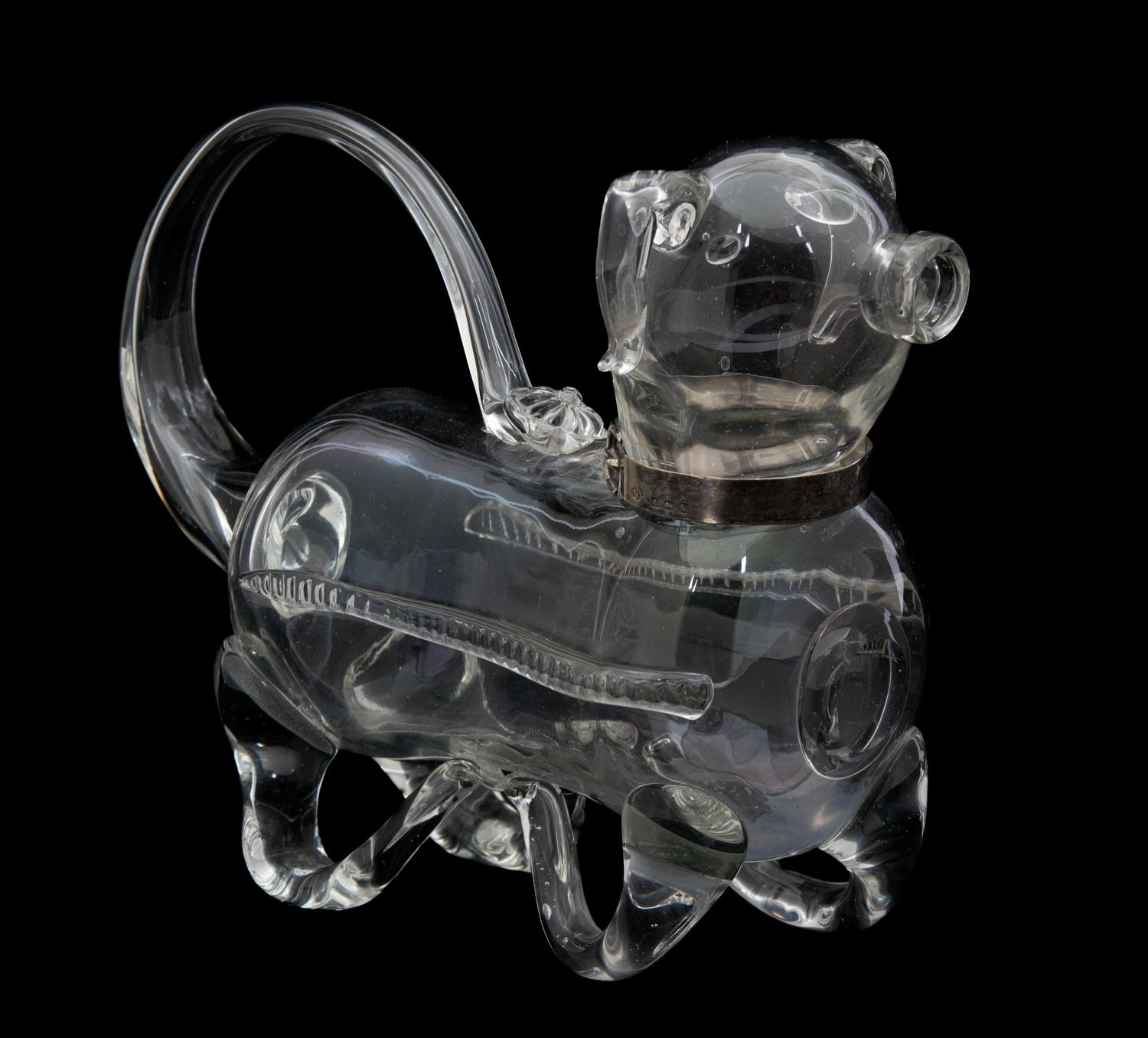 An English Glass Dog Decanter Height 7 x length 9 3/4 inches. — EARLY 20TH CENTURY