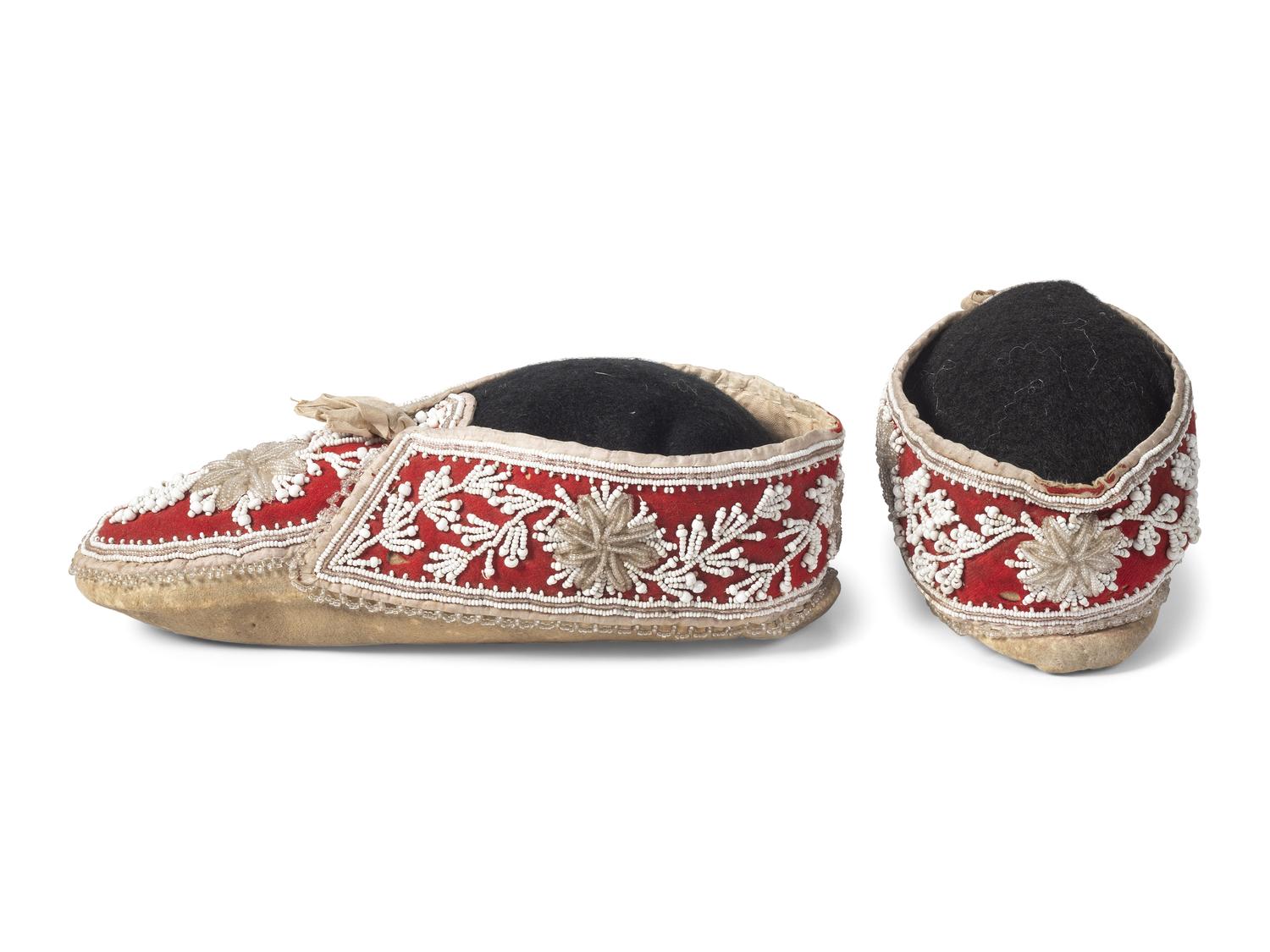 Seneca Beaded Hide Moccasins, with Red Trade Wool