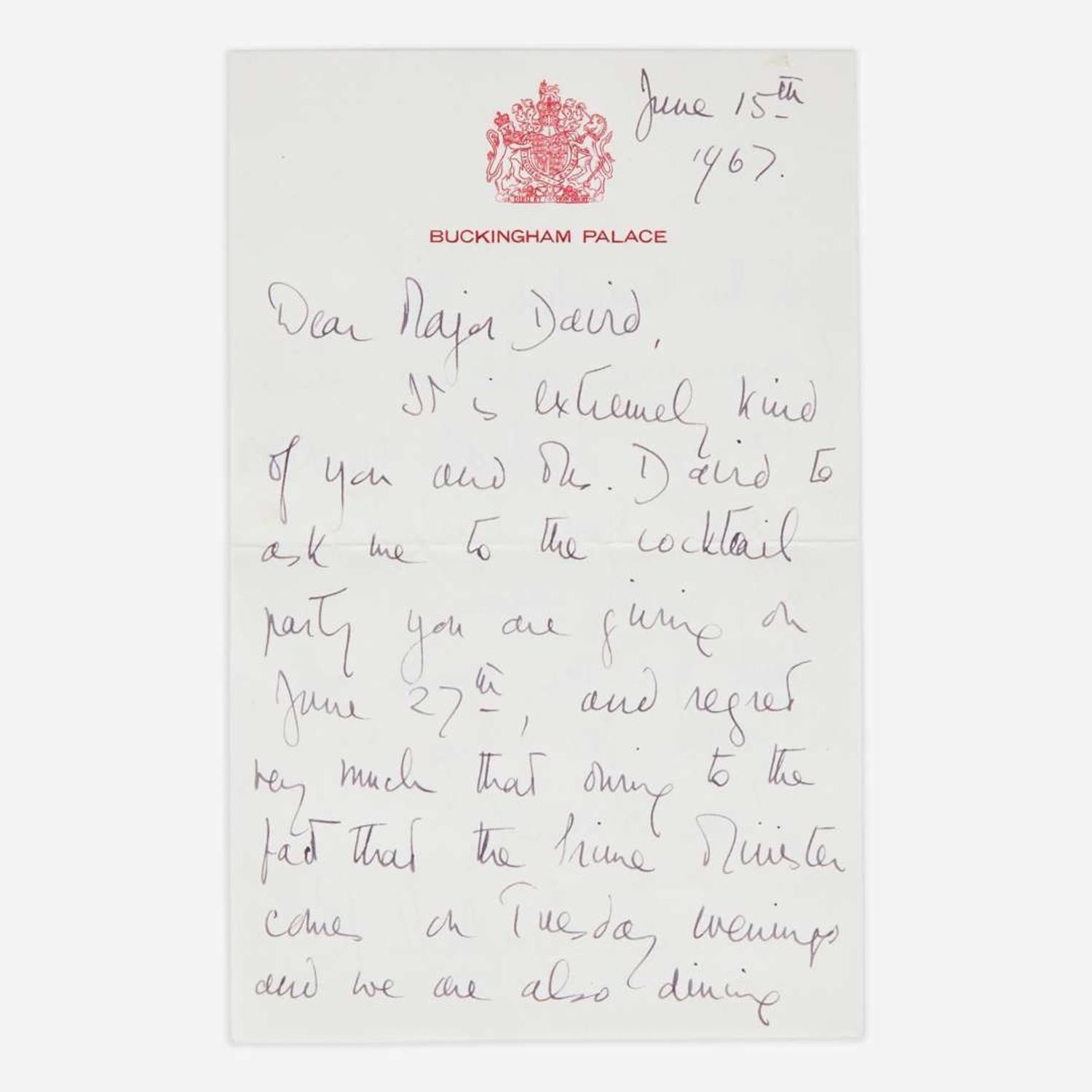 [Autographs & Manuscripts] Elizabeth II Autograph letter, signed