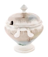 An M.S. Kuznetsov Porcelain Covered Tureen