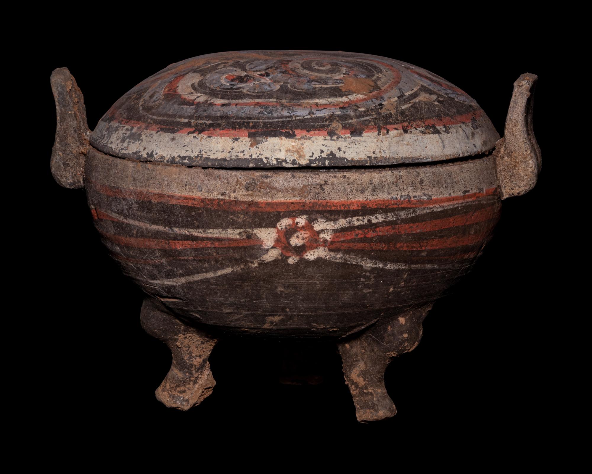 A Painted Pottery Tripod Vessel and Cover, Ding