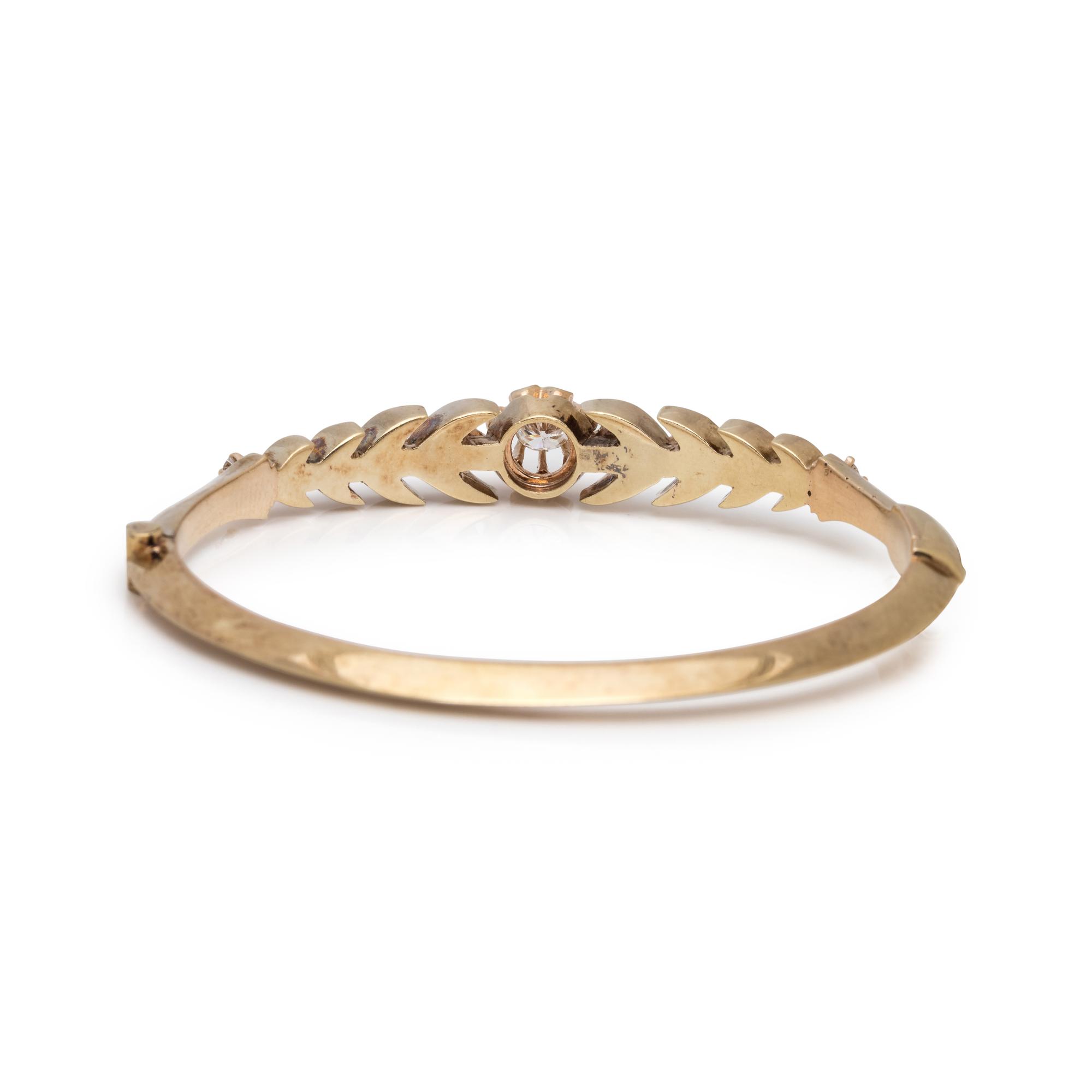 YELLOW GOLD, DIAMOND AND ENAMEL BANGLE BRACELET
