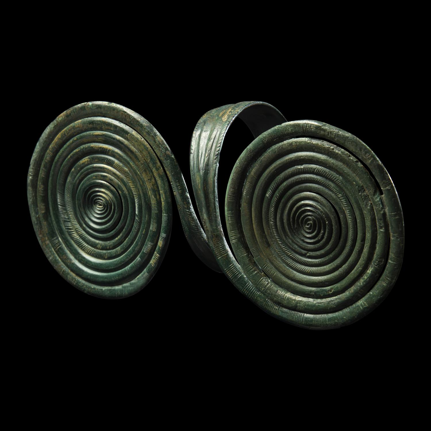 A European Bronze Age Armlet