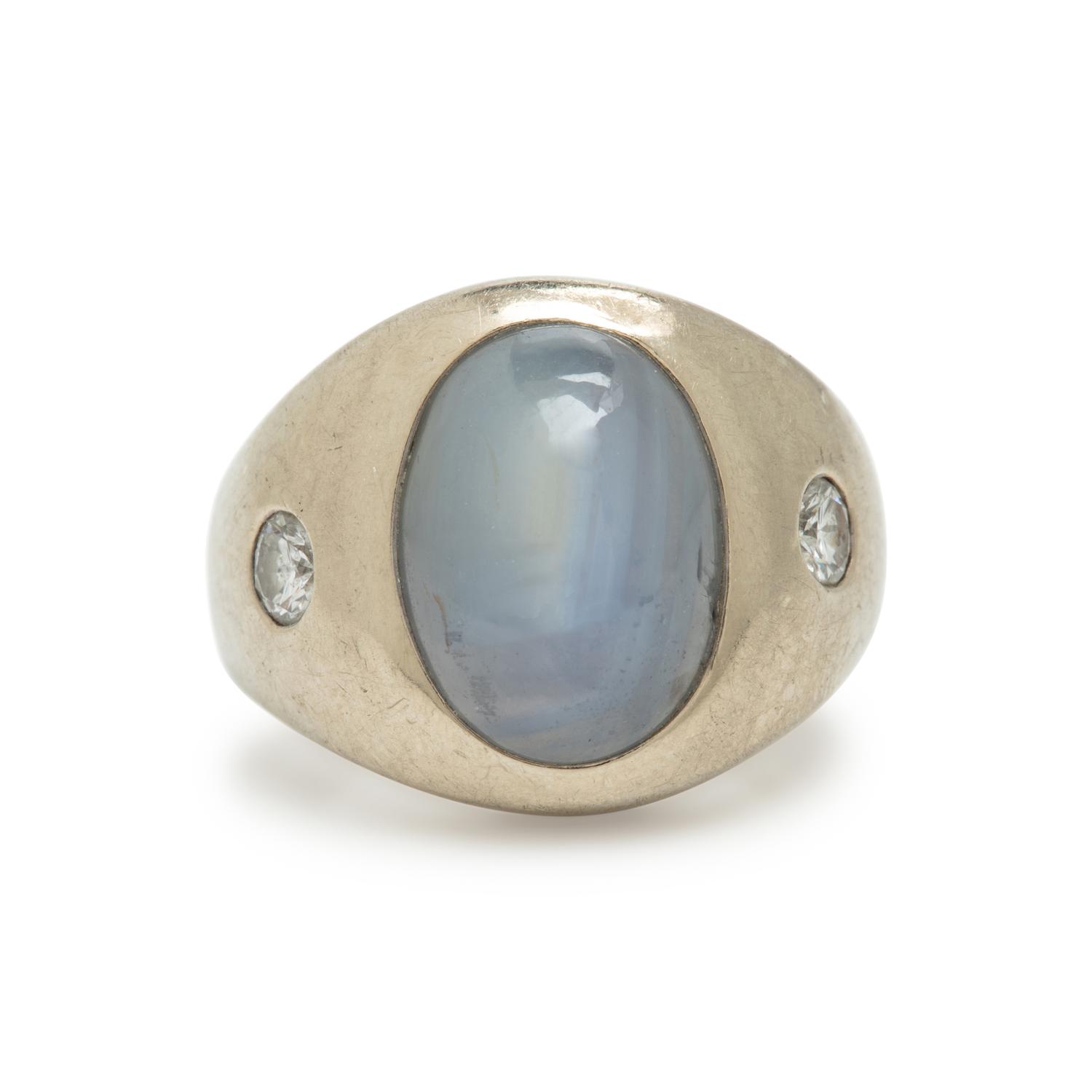 Star Sapphire and White Gold Ring