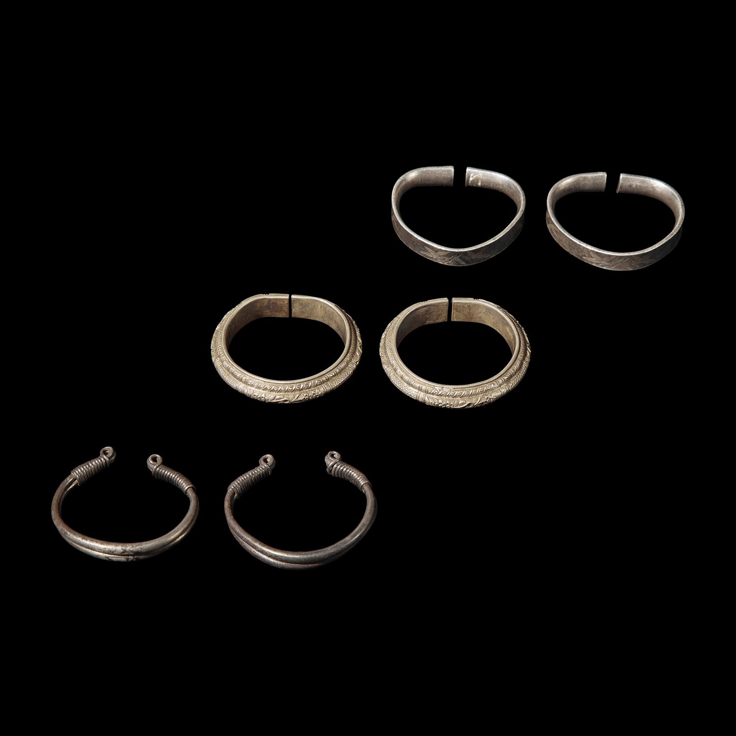Three Pairs of Chinese Silver Bracelets, Late Qing Dynasty-Republic Period 晚清-民國 銀鐲三對