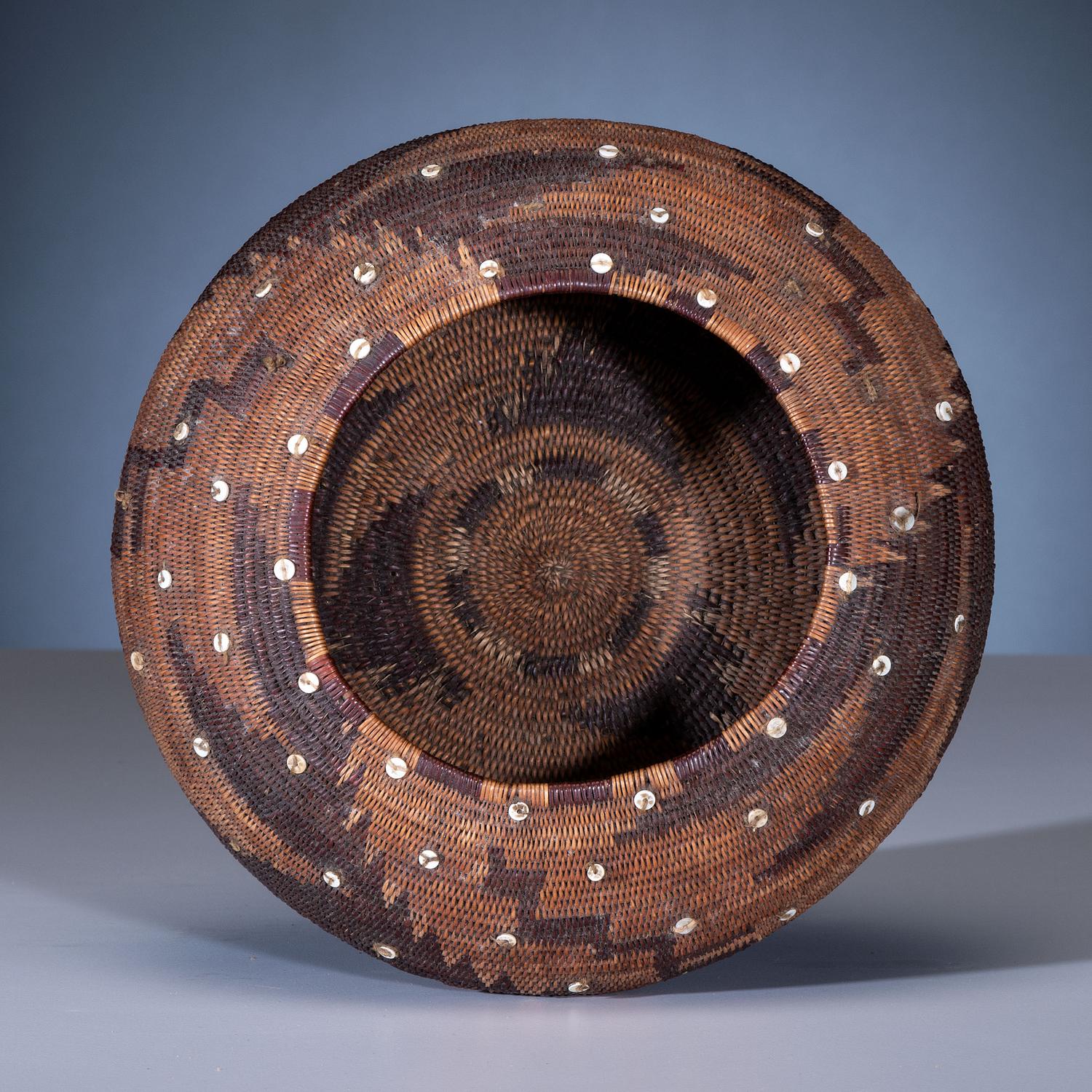 Pomo Gift Basket, with Shell Beads