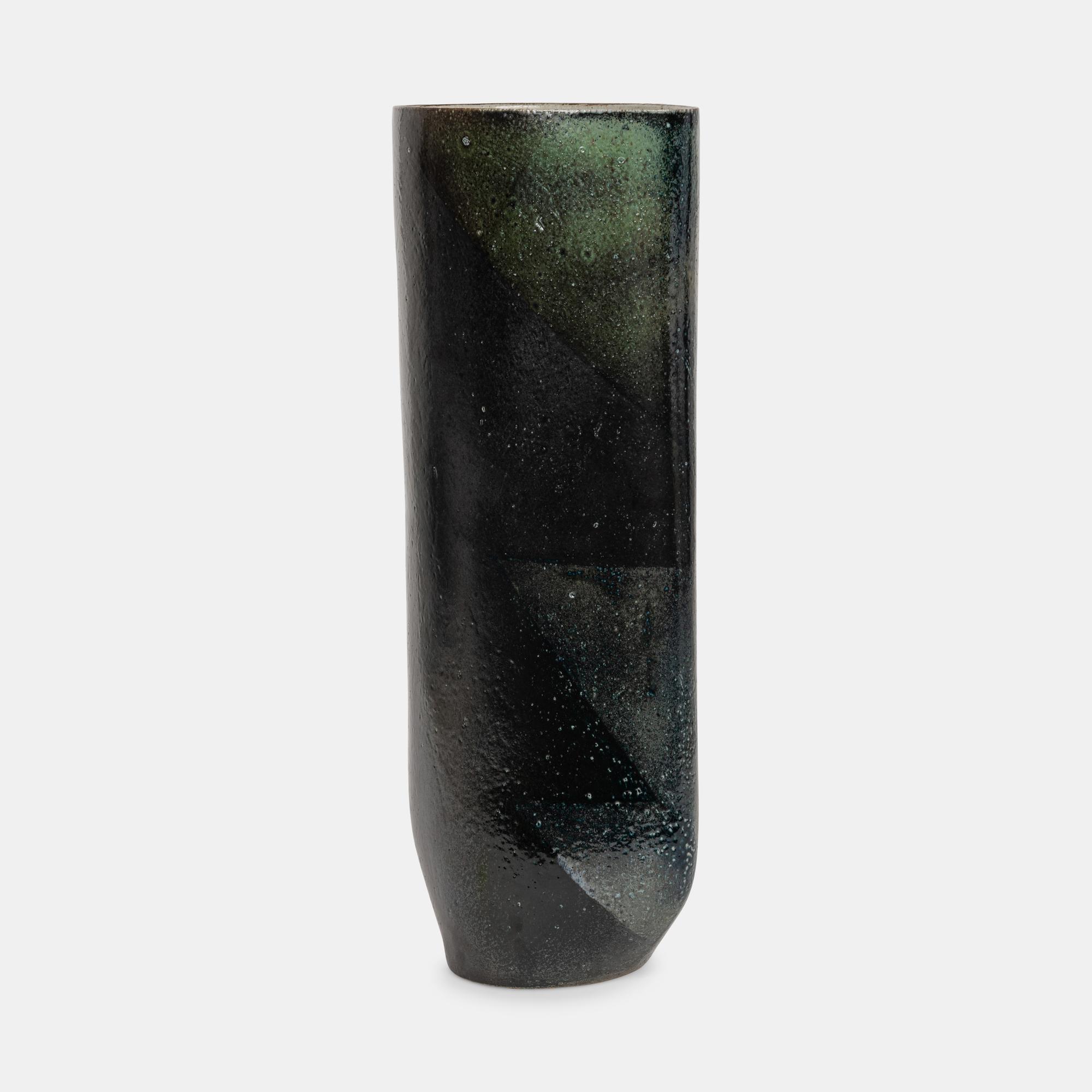 Large Flattened Vase Form, 1987