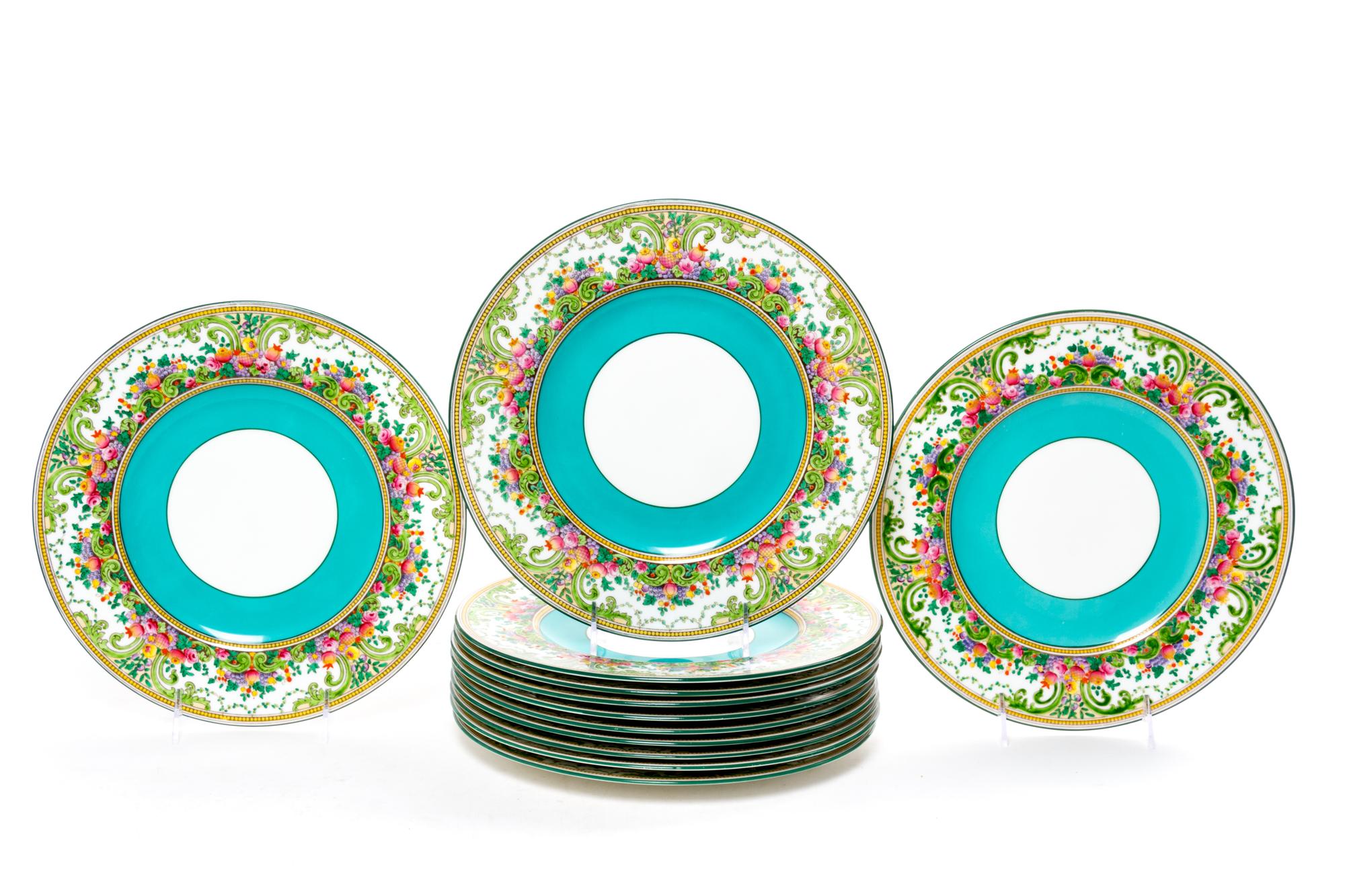 A Set of Twelve Wedgwood Dinner Plates Diameter 10 5/8 inches.