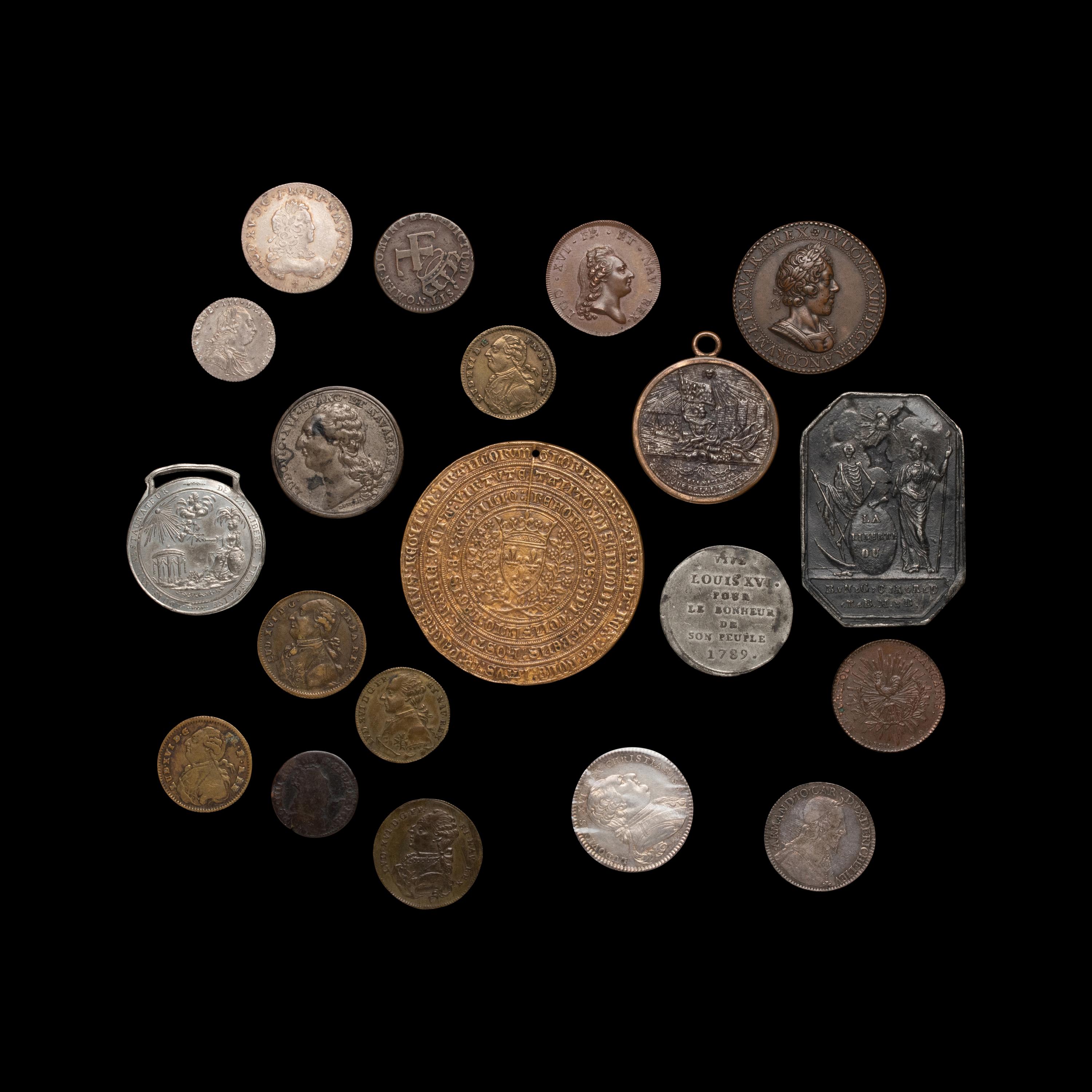 [EXONUMIA] A Collection of Twenty French Commemorative Medallions