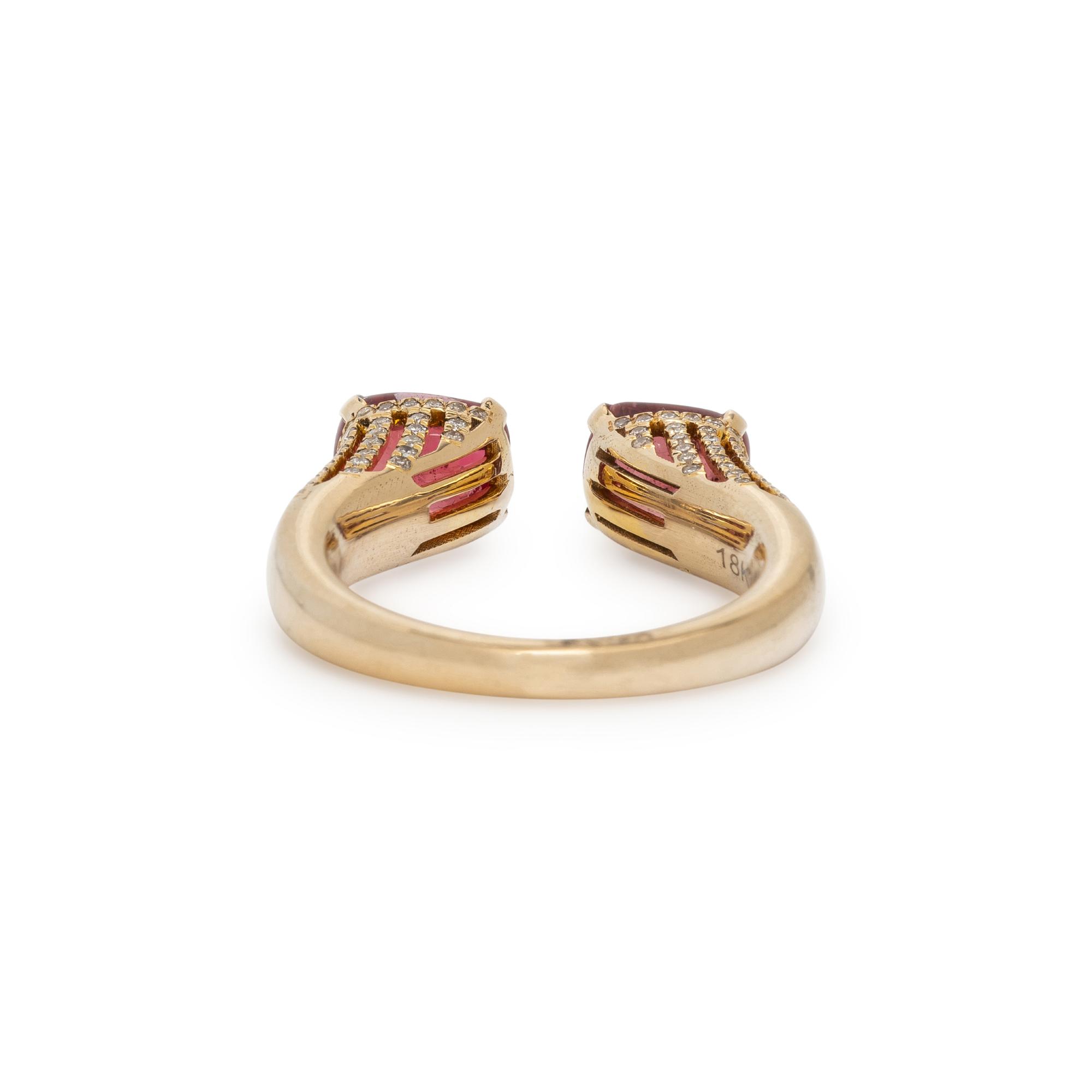 SPINEL, DIAMOND, AND YELLOW GOLD RING