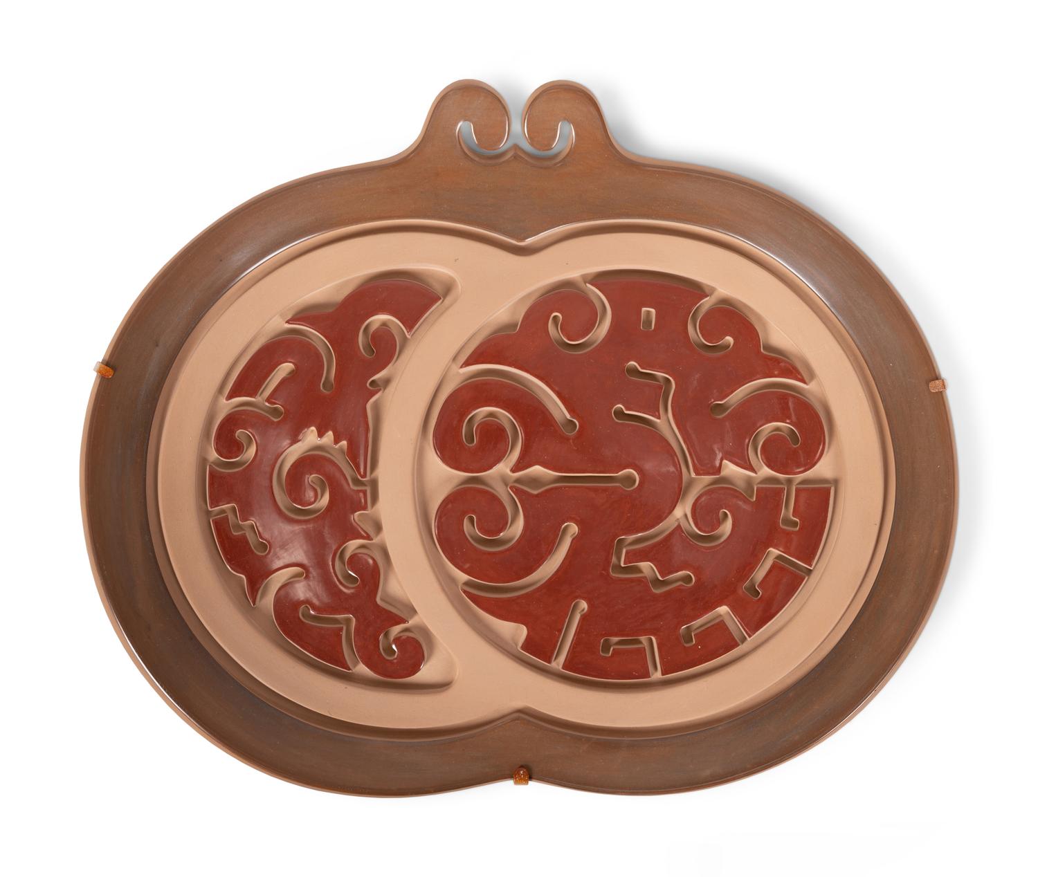Tri-color Plate