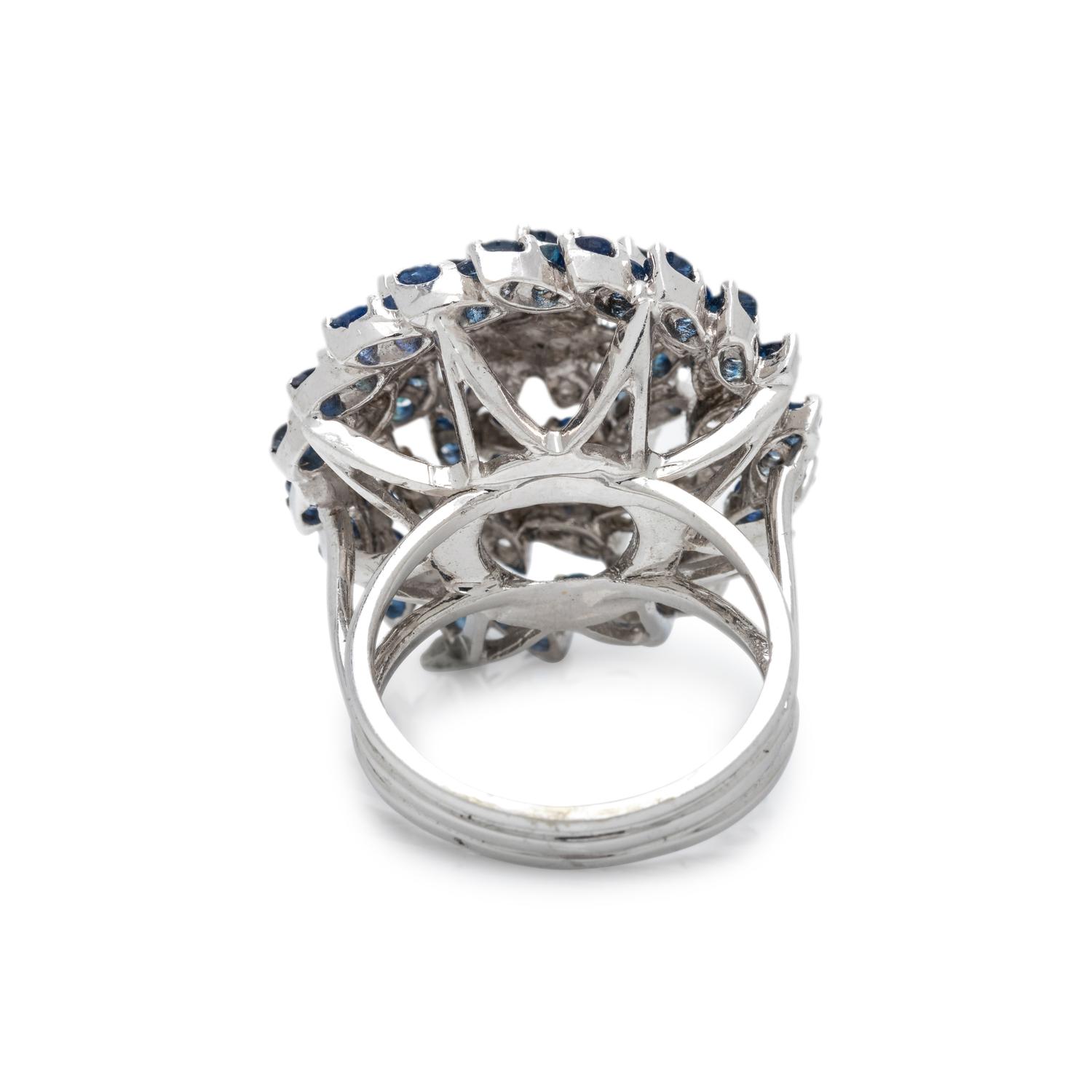 DIAMOND AND SAPPHIRE RING