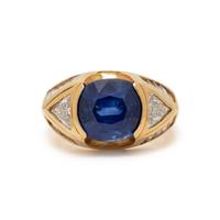 SAPPHIRE AND DIAMOND RING