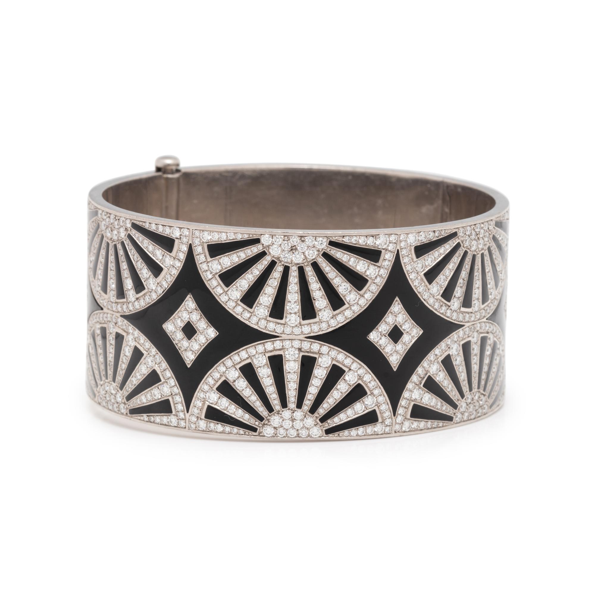 TIFFANY & CO., FRANCE, DIAMOND AND LACQUER 'FAN' BANGLE BRACELET