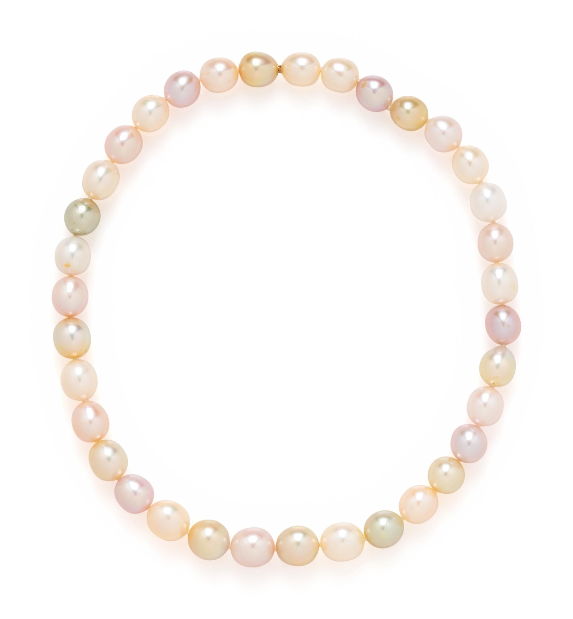 CULTURED PEARL NECKLACE