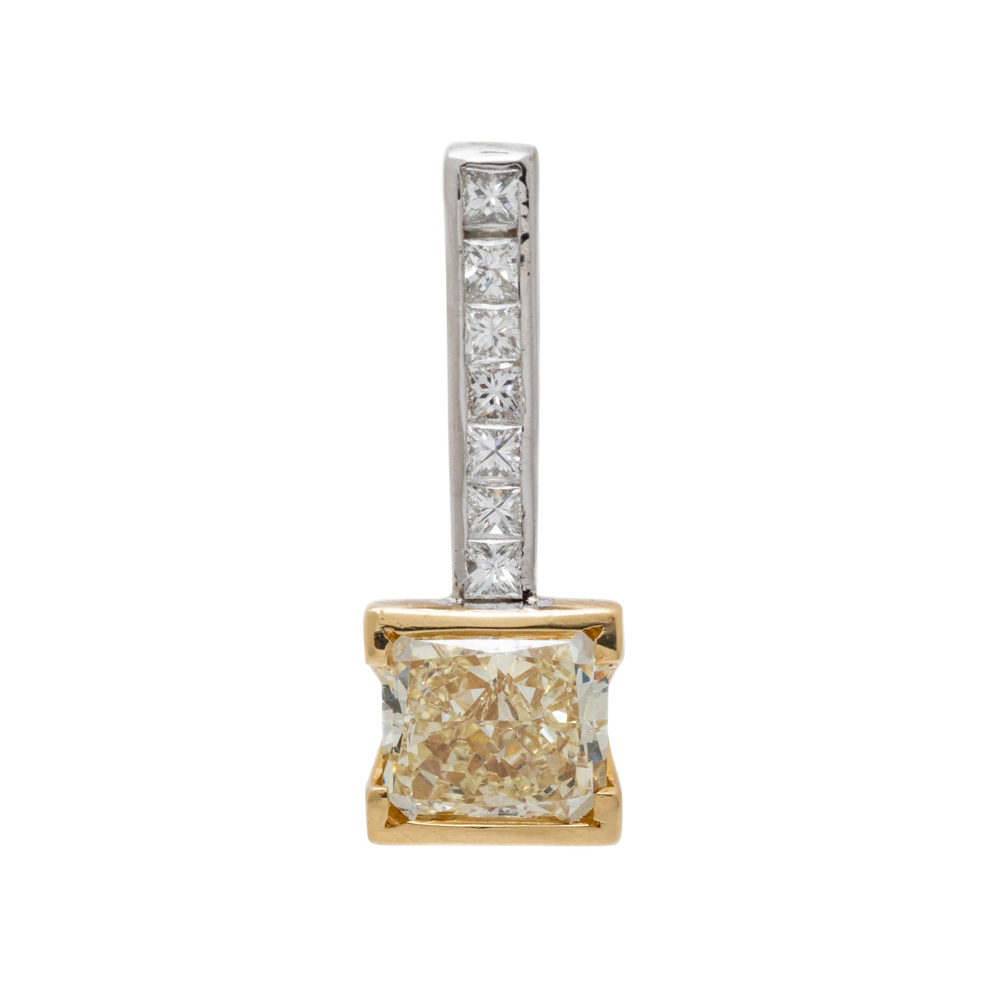 RADIANT CUT DIAMOND PENDANT