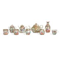 A Group of Twenty-Five Chinese Export Porcelain Rose Medallion Tablewares