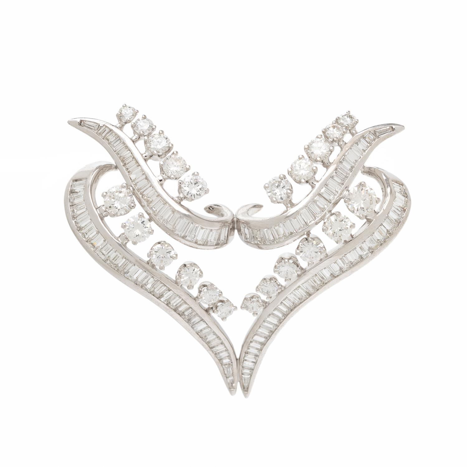 DIAMOND AND PLATINUM BROOCH