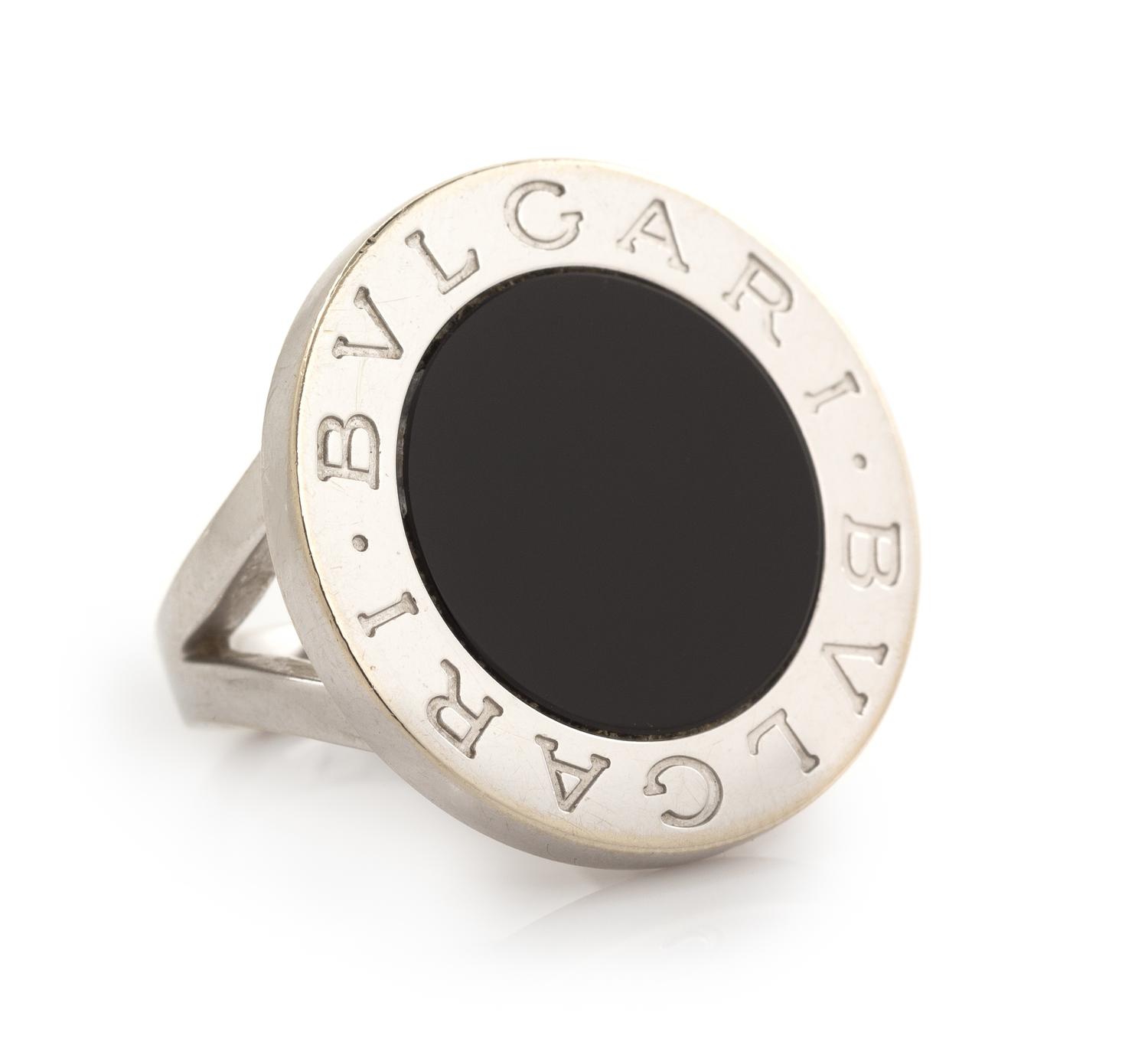 An 18 Karat White Gold and Onyx Ring, Bulgari, 9.00 dwts.